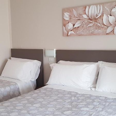 Hotel Margherita Meuble Sirmione Eksteriør billede