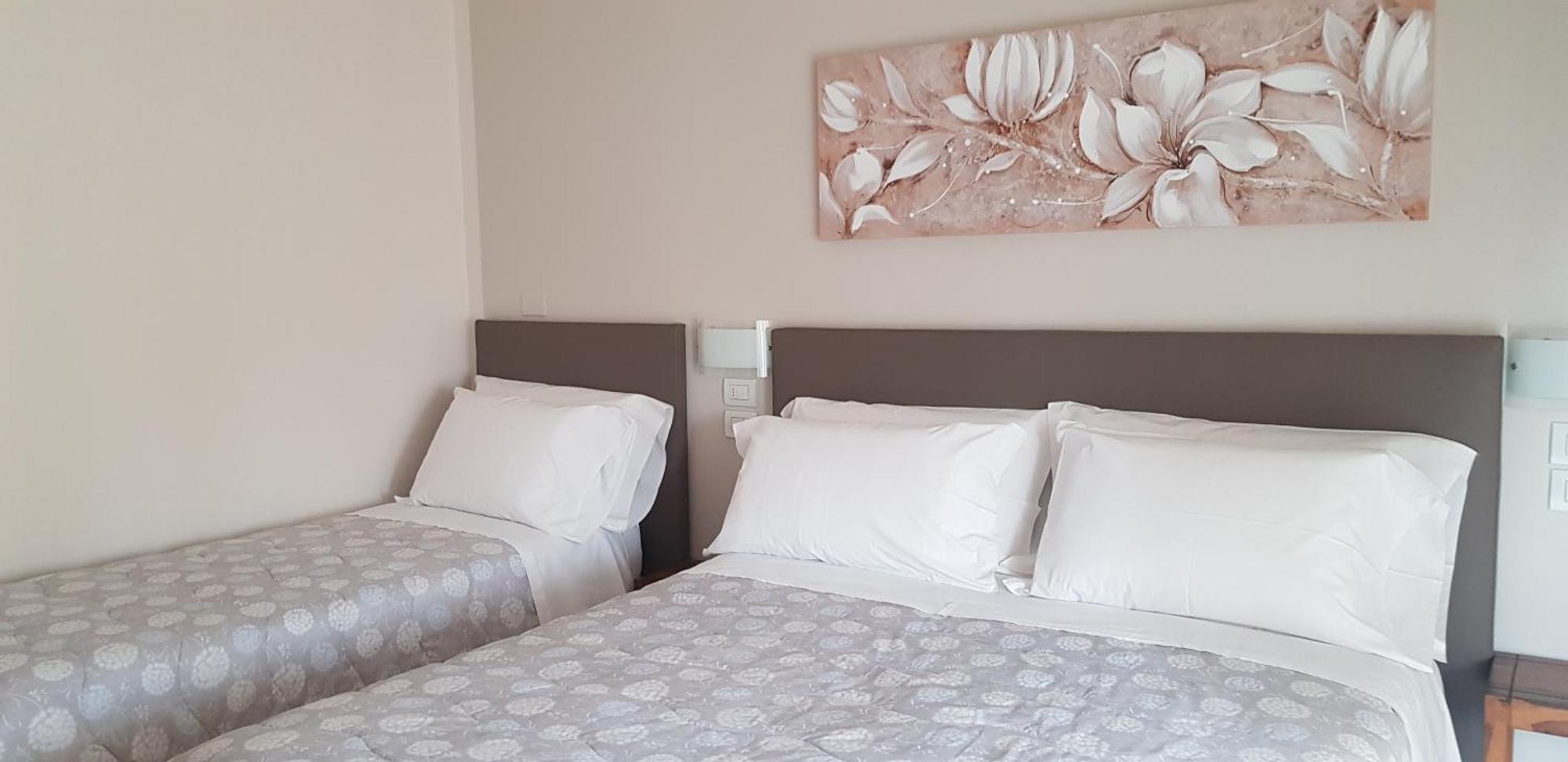 Hotel Margherita Meuble Sirmione Eksteriør billede