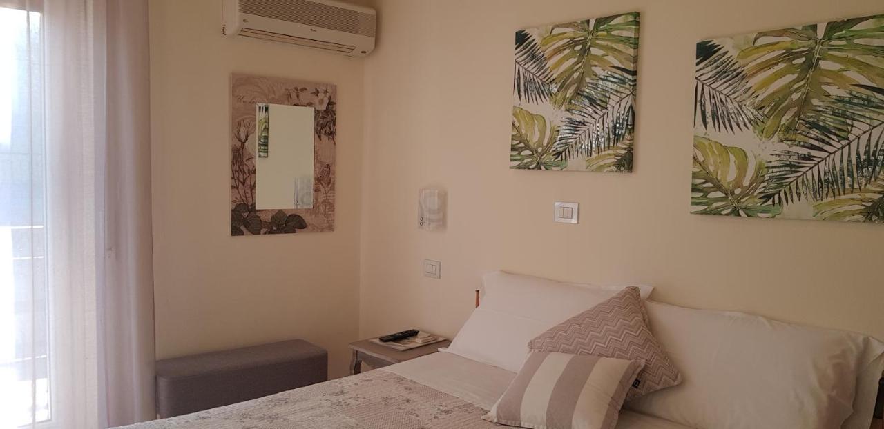 Hotel Margherita Meuble Sirmione Eksteriør billede
