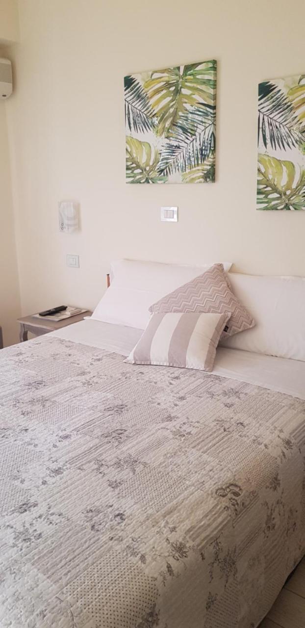 Hotel Margherita Meuble Sirmione Eksteriør billede